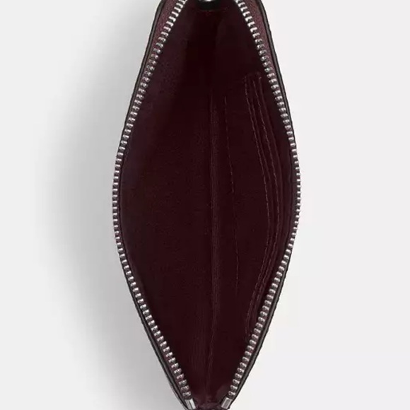 Coach Corner Zip Wristlet With Bow Print nwt in packaging - Picture 2 of 5